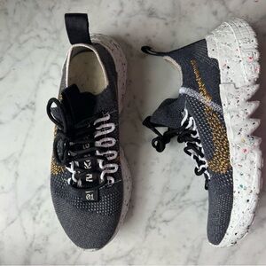 Nike Space Hippie 01 Eco-Friendly Flyknit Sneakers | Lightweight Recycled Shoes